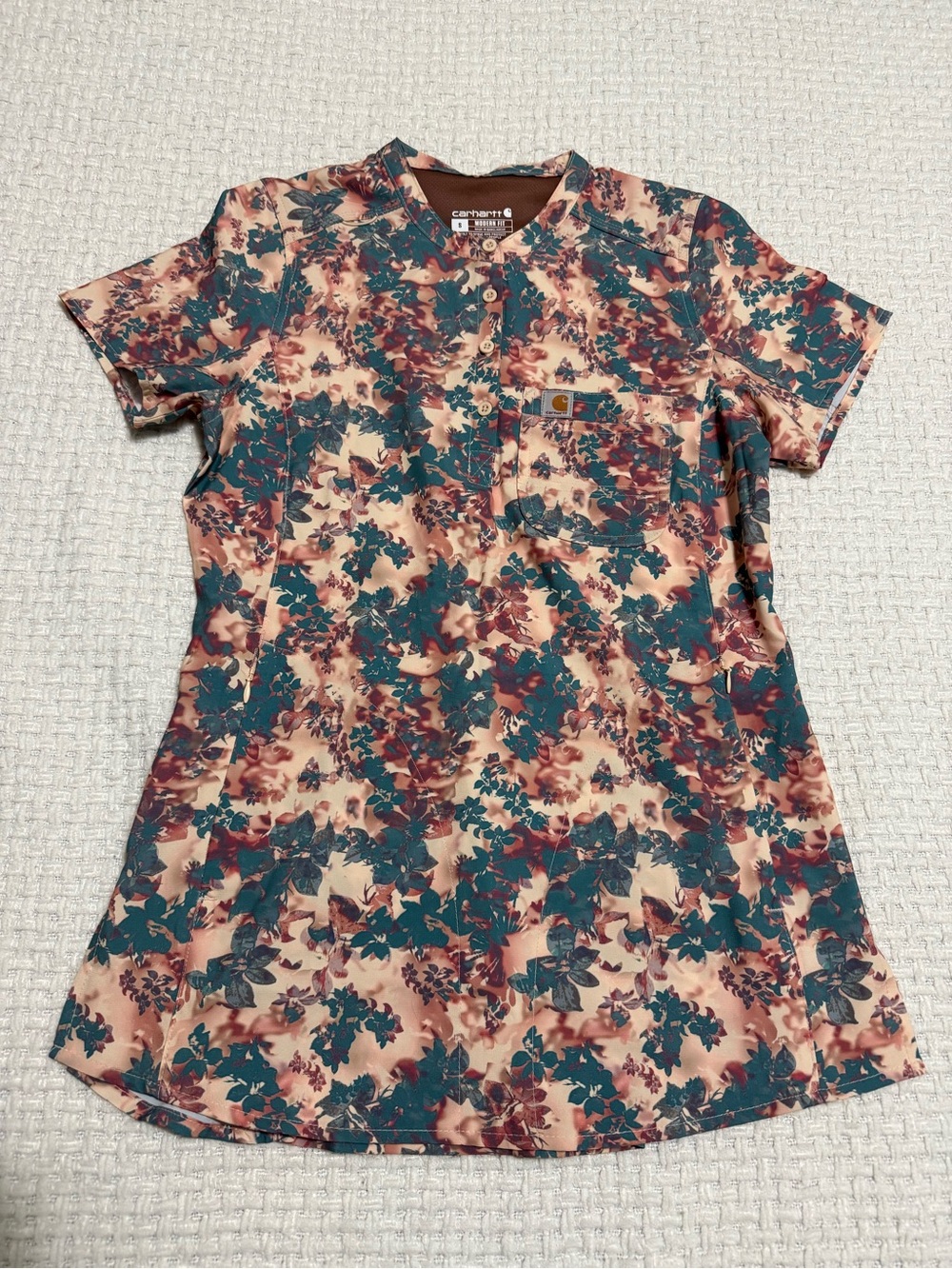 Carhartt Women's Print Scrub Top 
 Harvest Blossoms floral pattern.
Small.